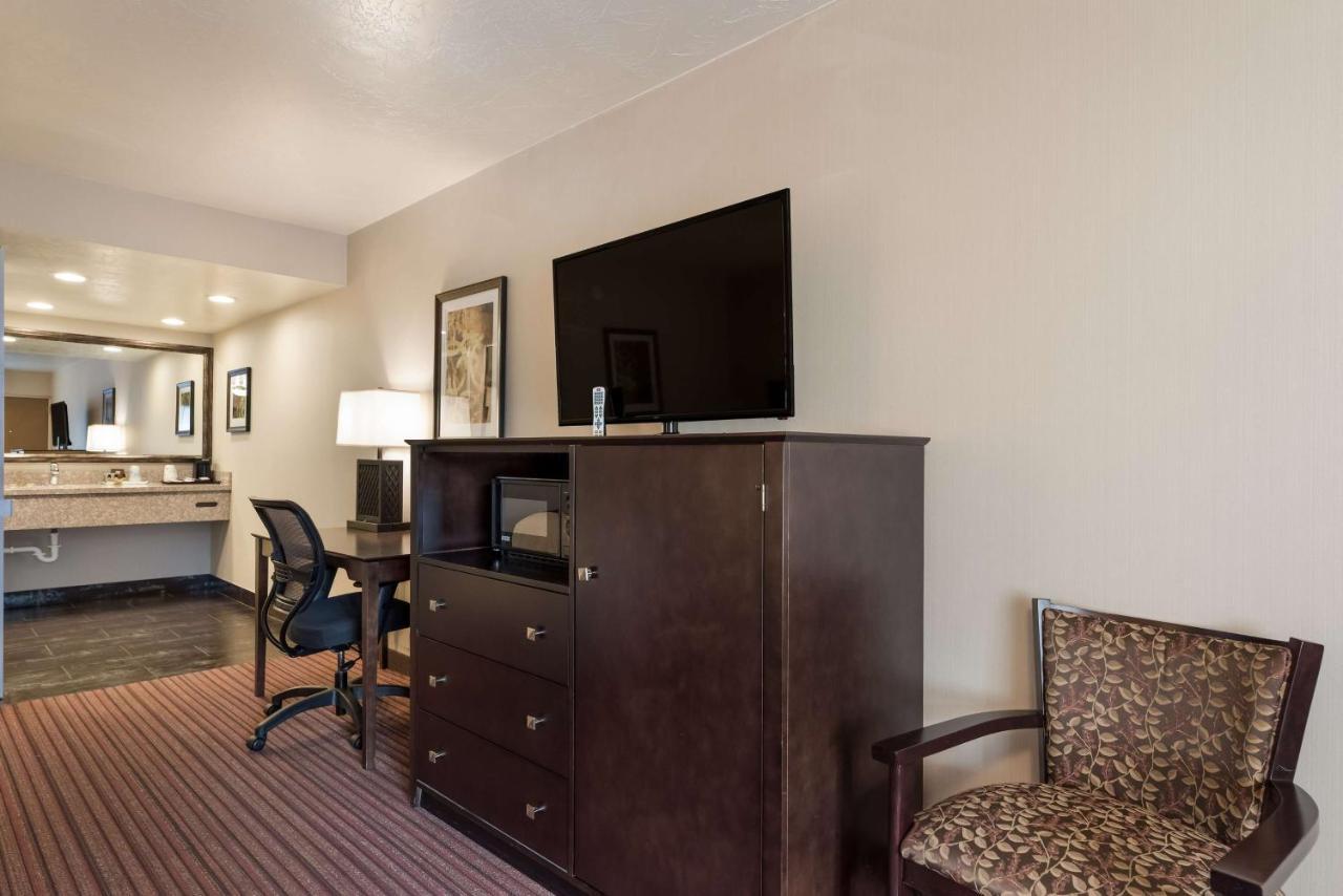 Best Western Plus Cedar City Exterior photo